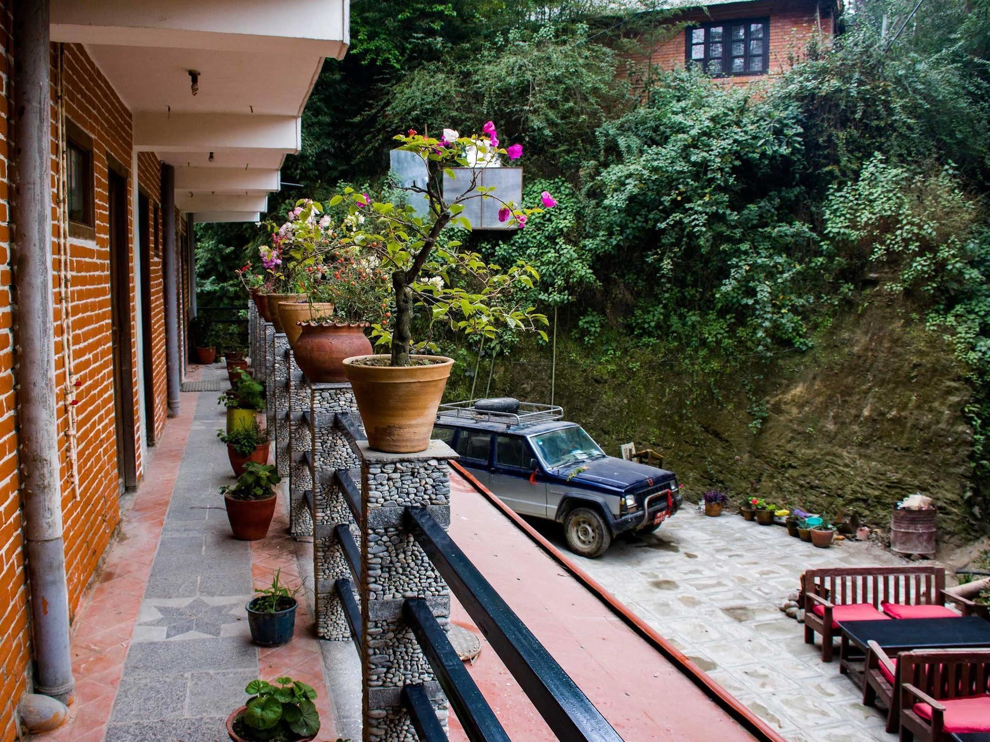 Langtang View Nagarkot Bed And Breakfast Exterior foto
