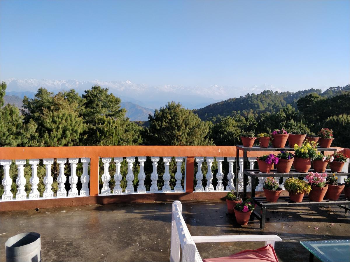 Langtang View Nagarkot Bed And Breakfast Exterior foto