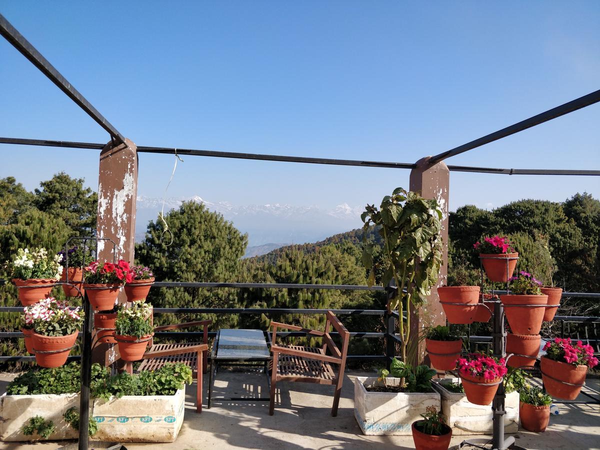 Langtang View Nagarkot Bed And Breakfast Exterior foto