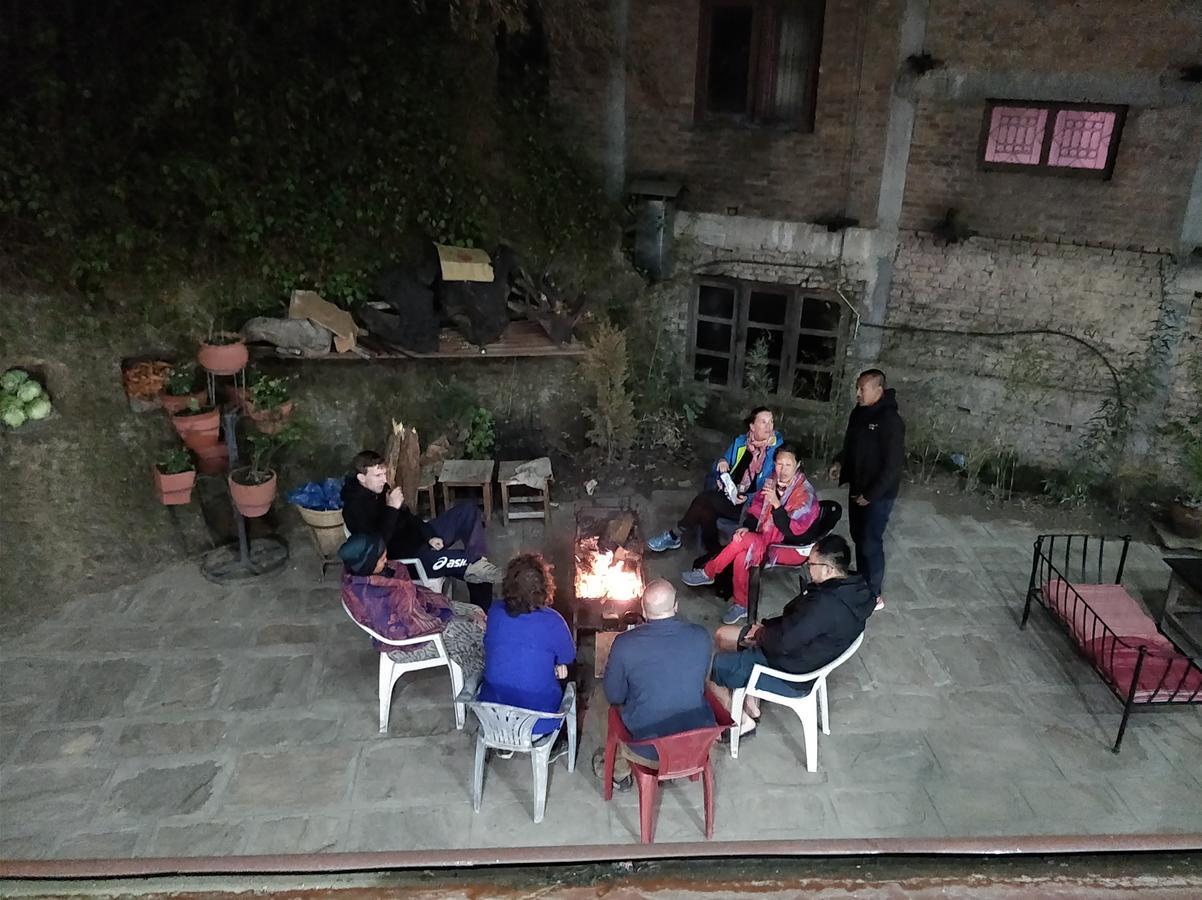 Langtang View Nagarkot Bed And Breakfast Exterior foto