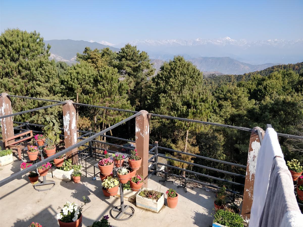Langtang View Nagarkot Bed And Breakfast Exterior foto
