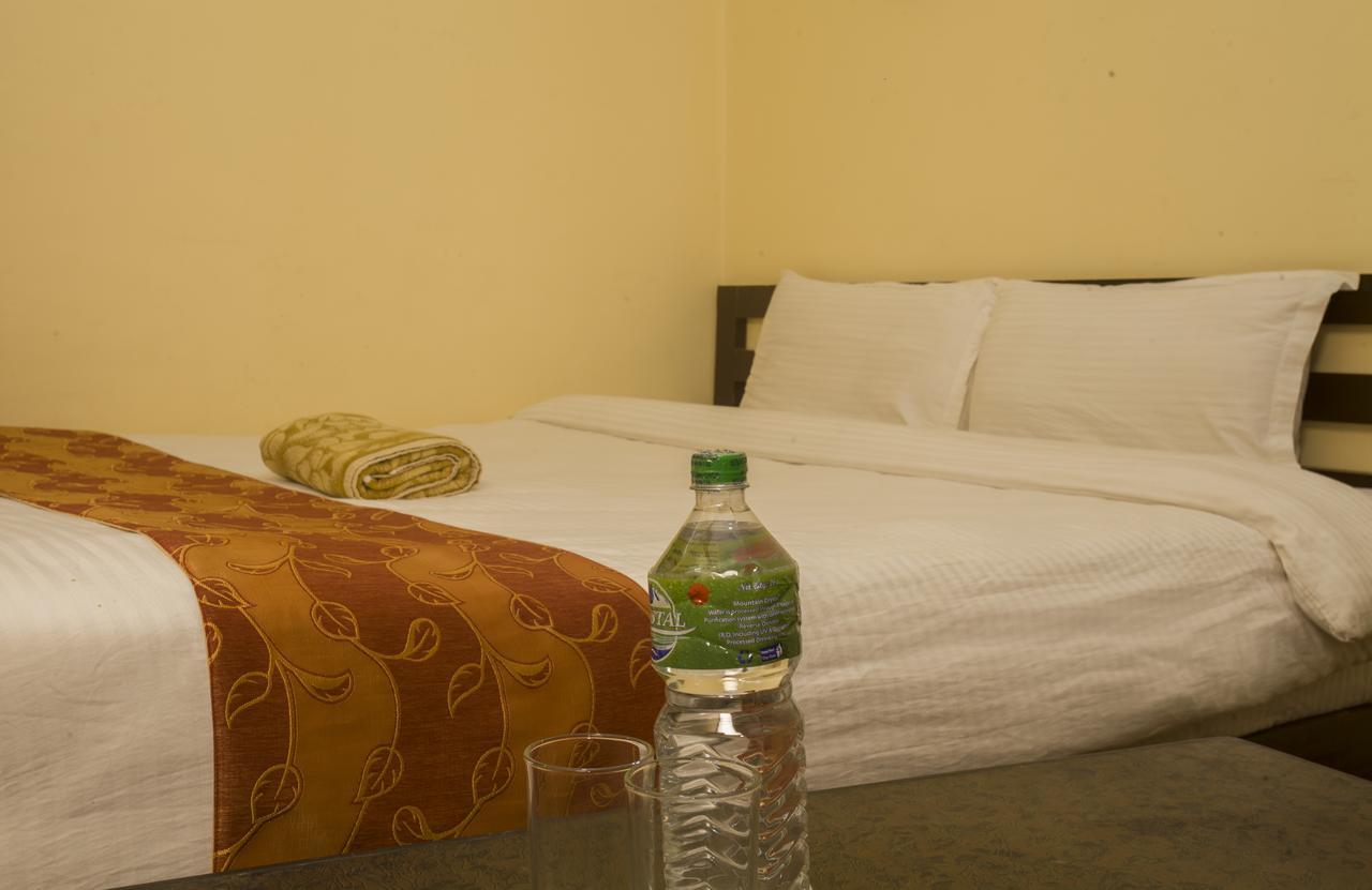 Langtang View Nagarkot Bed And Breakfast Exterior foto