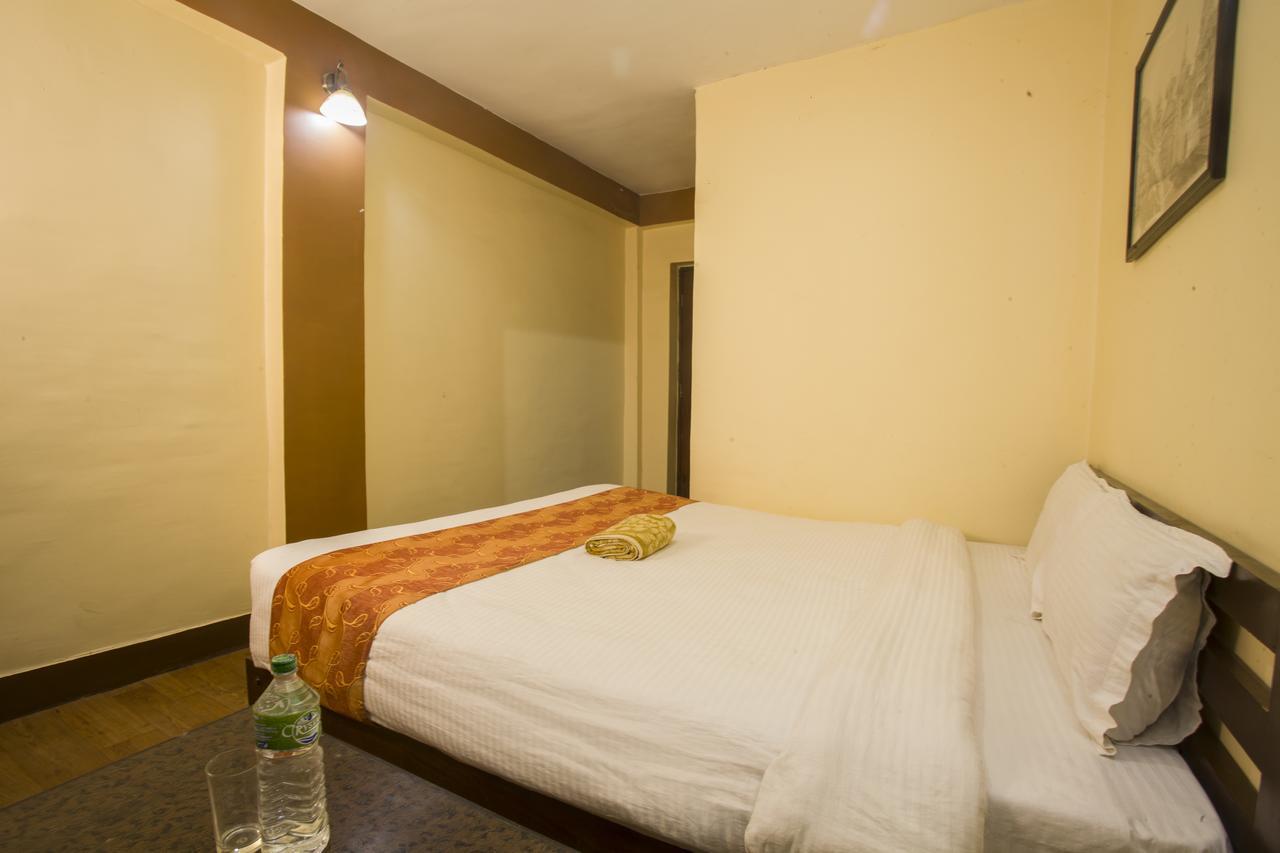 Langtang View Nagarkot Bed And Breakfast Exterior foto