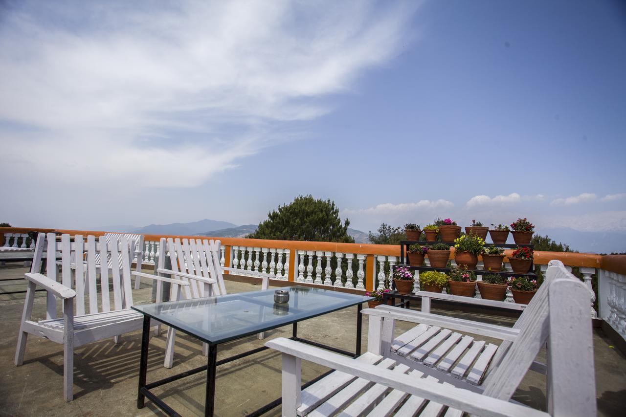 Langtang View Nagarkot Bed And Breakfast Exterior foto