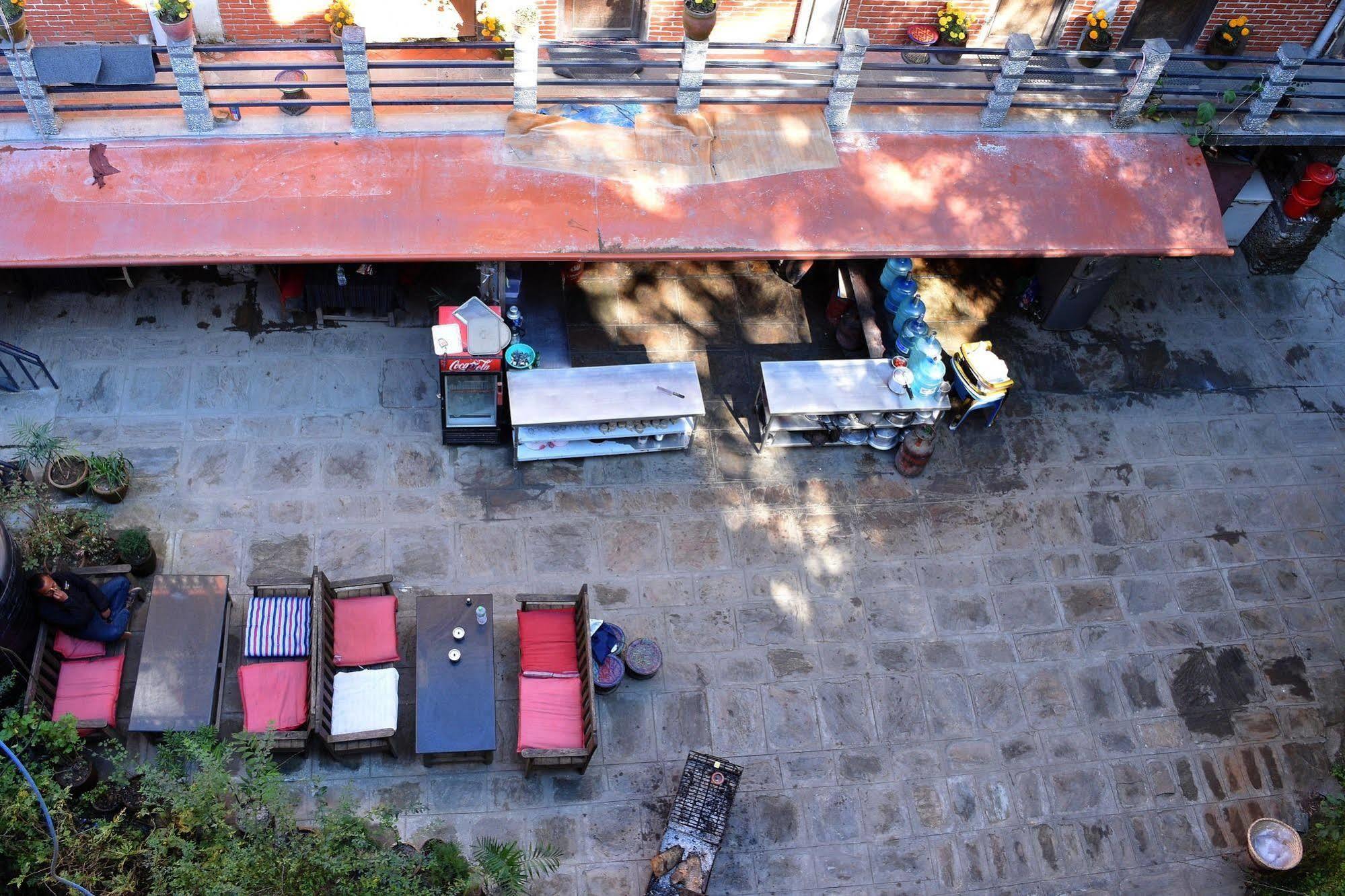 Langtang View Nagarkot Bed And Breakfast Exterior foto