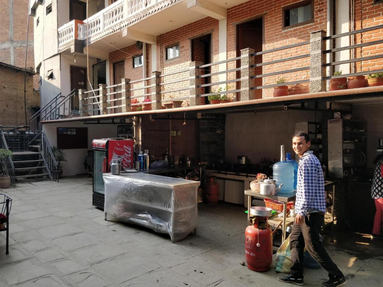 Langtang View Nagarkot Bed And Breakfast Exterior foto
